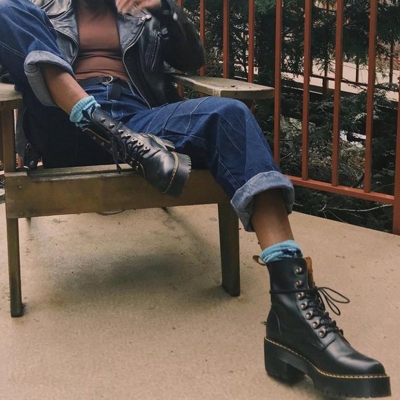 Dr. Martens Women's Leona Vintage Smooth Leather Heeled Boot - Picture 2 of 15